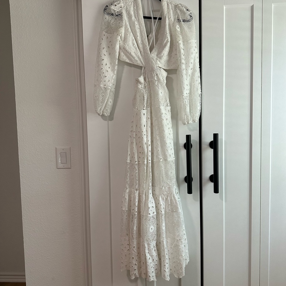 Gianni bini white dress. Size 4. Worn once for engagement photos